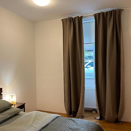 Hubertusschloessl Appartement Graz Buitenkant foto